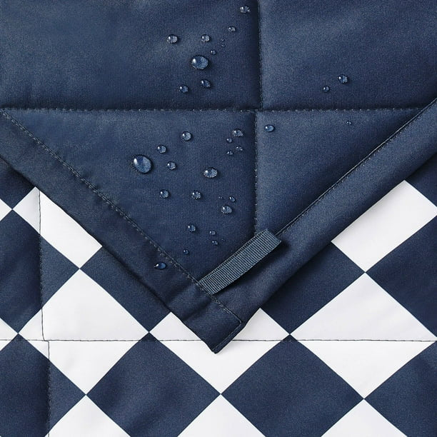 Member's Mark 80" x 80" Outdoor Blanket